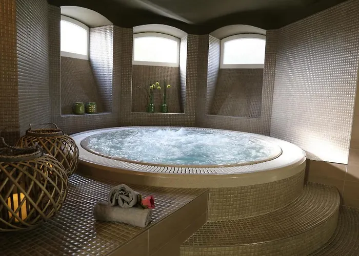 Hotel Lipa Lipova Lazne