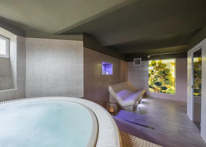 Lipa Hotel 4*
